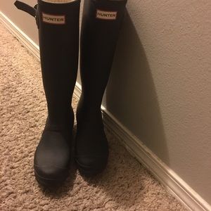 Hunter black boots